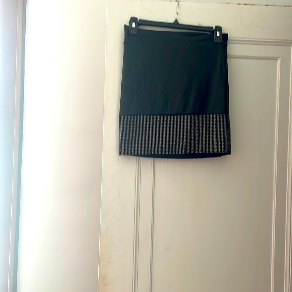 Bebe skirt